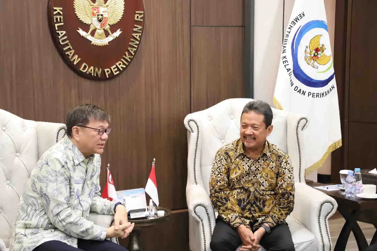 Indonesia and Singapore Strengthen Cooperation in Marine and Fisheries Sectors 1 Singapore