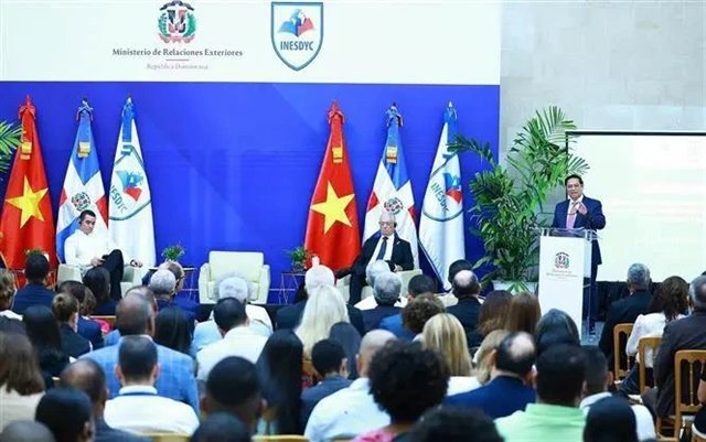 Prime Minister Chính Calls for Stronger Vietnam-Dominican Republic Ties 1 Dominican
