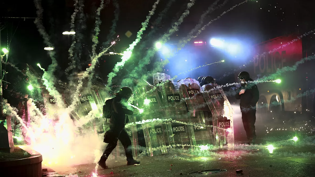 Protesters Rally Across Georgia for Third Night in Response to EU Membership Decision 1 Georgia
