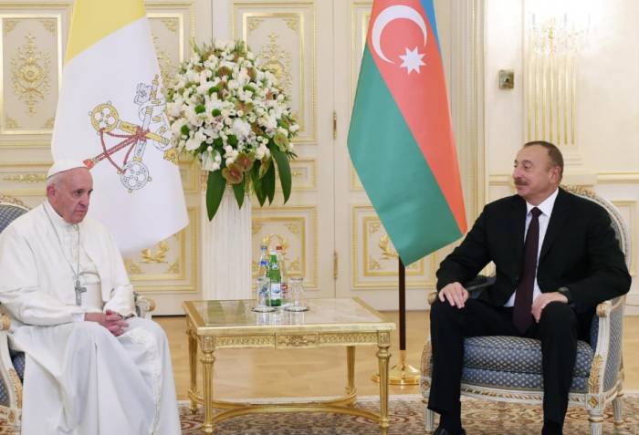 President Ilham Aliyev Extends Christmas Greetings to Pope Francis 7 Pope