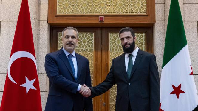 Hakan Fidan Meets Syria’s New Leader Ahmad al Sharaa in Damascus 1 Fidan