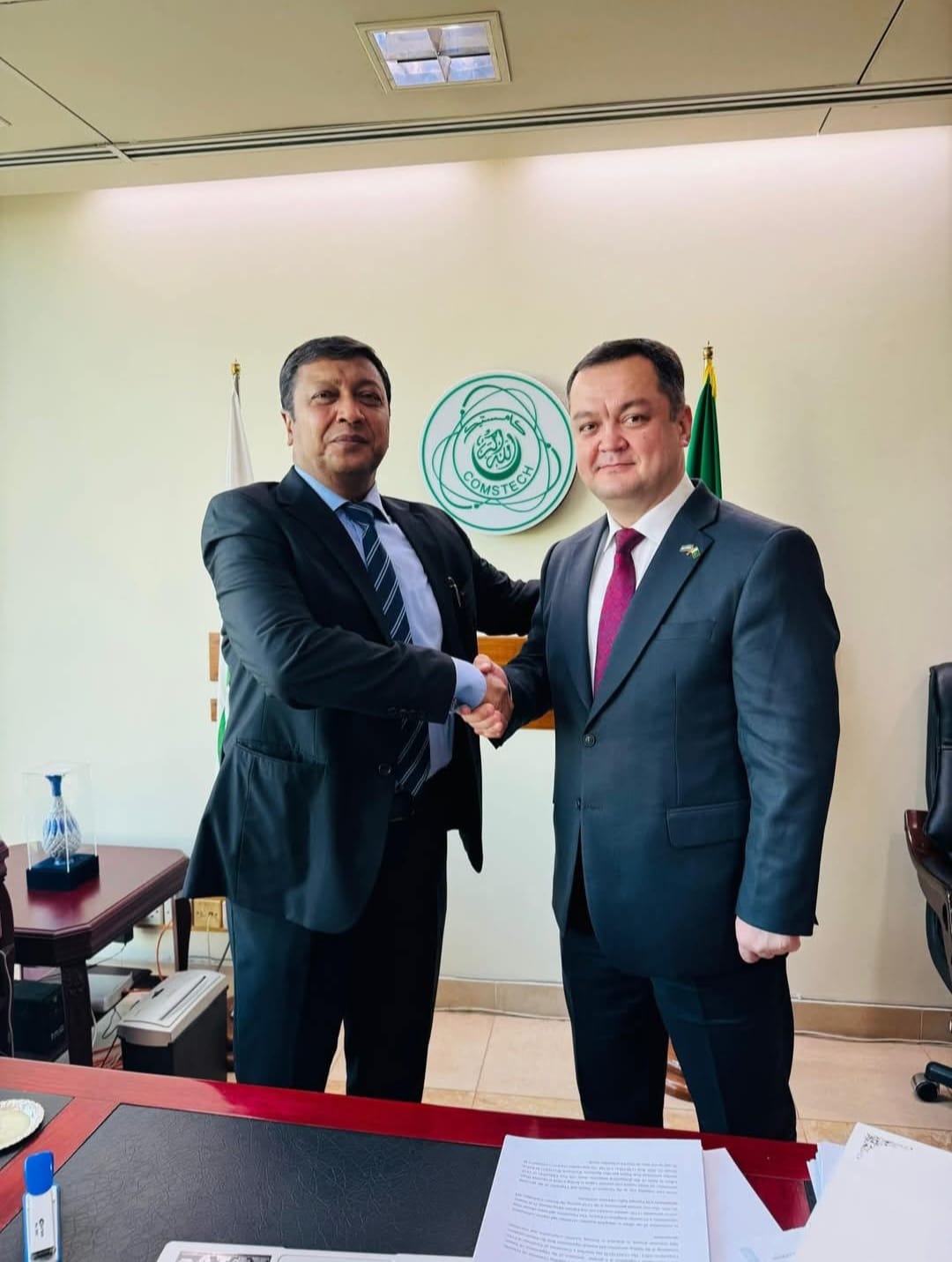 Uzbekistan and COMSTECH Explore Enhanced Cooperation in Science and Technology 1 COMSTECH