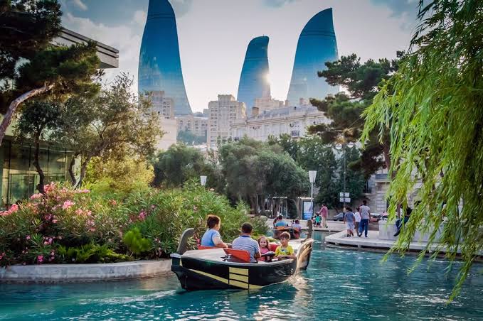 Azerbaijan Showcases Tourism Potential at FITUR Exhibition in Madrid 1 Azerbaijan Showcases Tourism Potential at FITUR Exhibition in Madrid