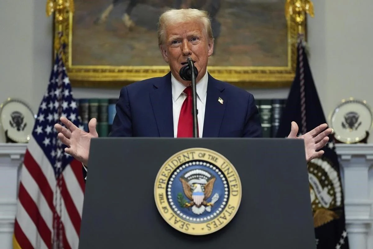 Trump Halts Refugee Arrivals, Deploys 1,500 Additional Troops to Mexico Border 1 Trump