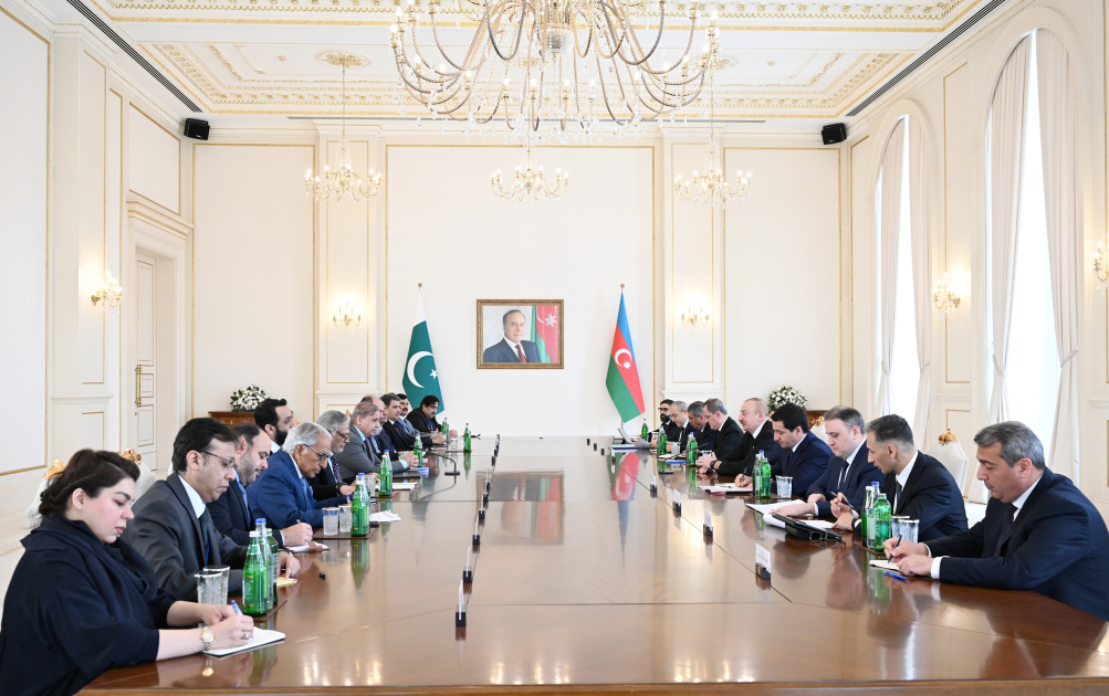 President Ilham Aliyev Holds Expanded Meeting with Pakistani Prime Minister Shehbaz Sharif in Baku 1 President Ilham Aliyev Holds Expanded Meeting with Pakistani Prime Minister Shehbaz Sharif in Baku