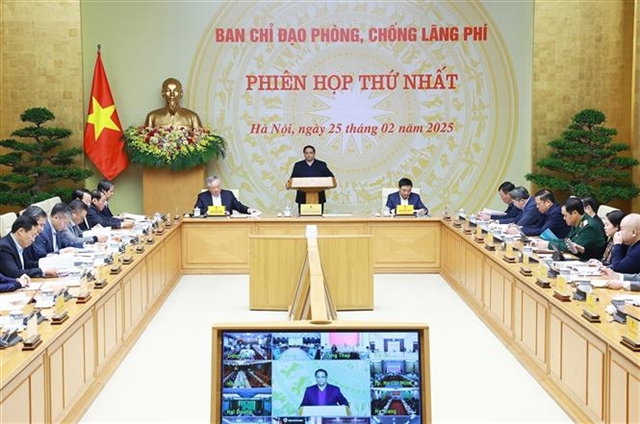 Vietnamese PM Calls for Urgent Action on Long-Delayed Investment Projects