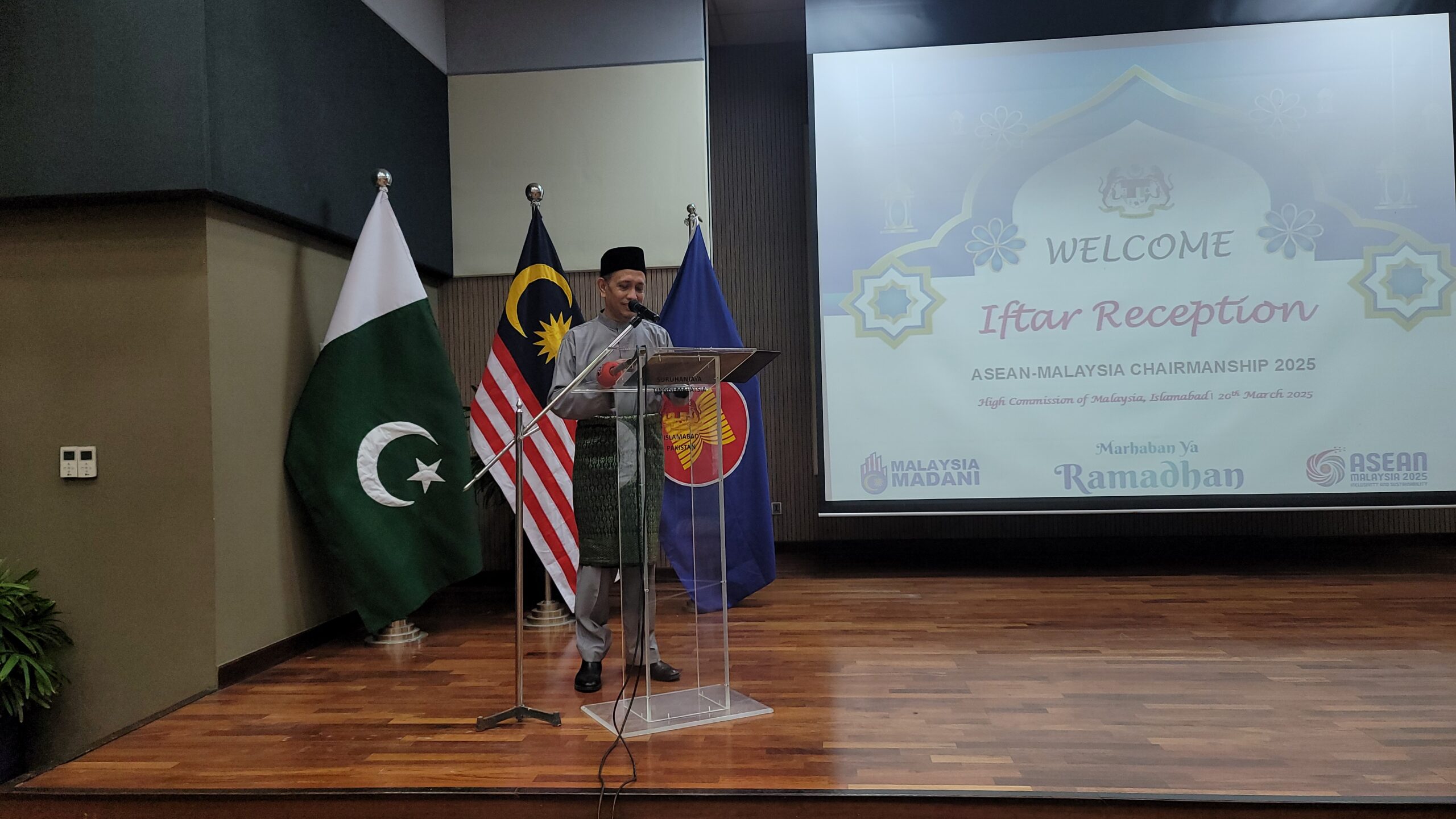 His Exellency Mohammad Azhar Mazlan Unveils ASEAN 2025 Chairmanship Vision at Iftar Reception in Islamabad 1 Malaysia