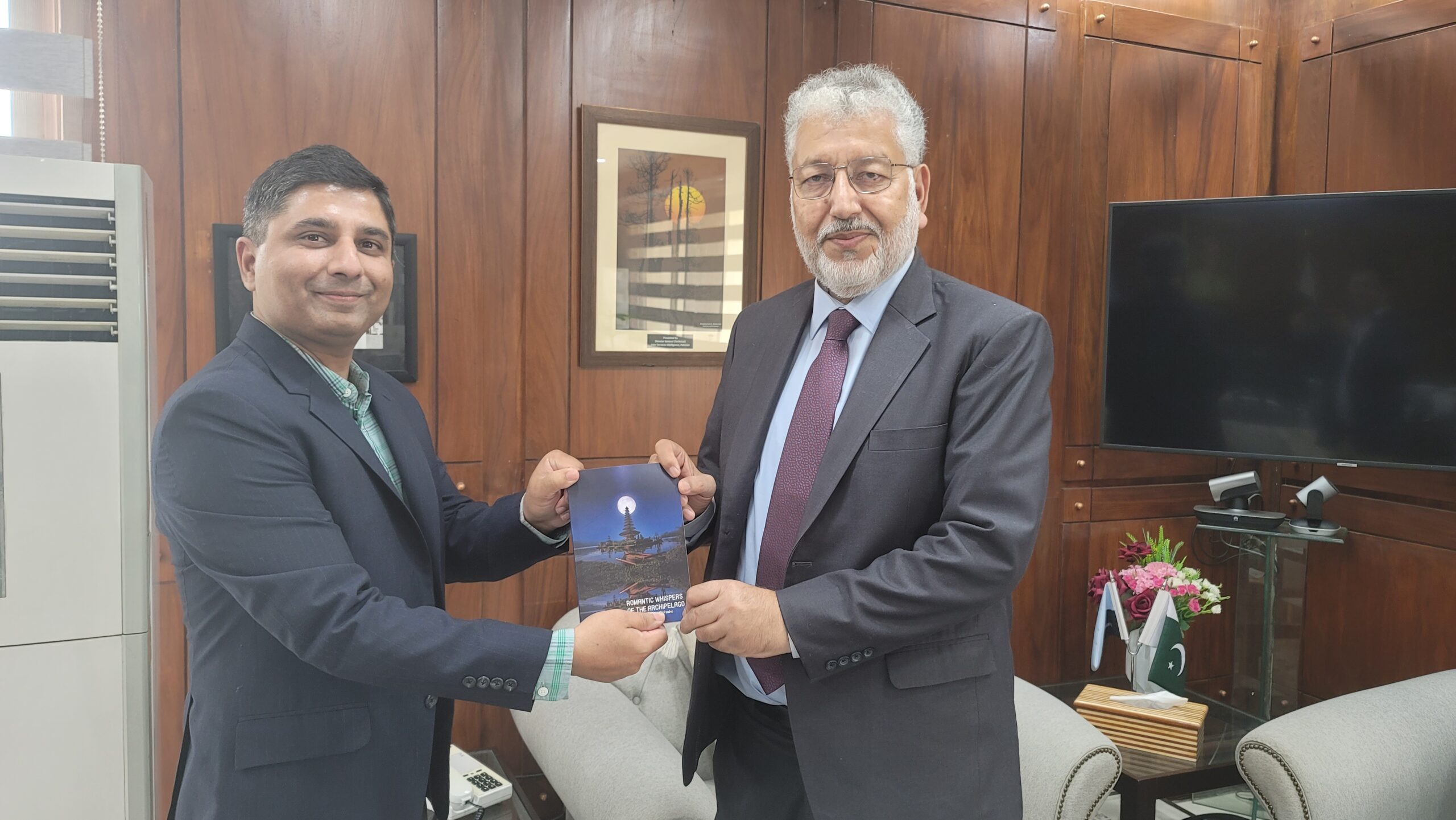 Renowned Expert on Central Asia Mr. Muhammad Ali Pasha Visits Chairman of Higher Education Commission (HEC), Professor Dr. Mukhtar Ahmed 7 Muhammad Ali Pasha