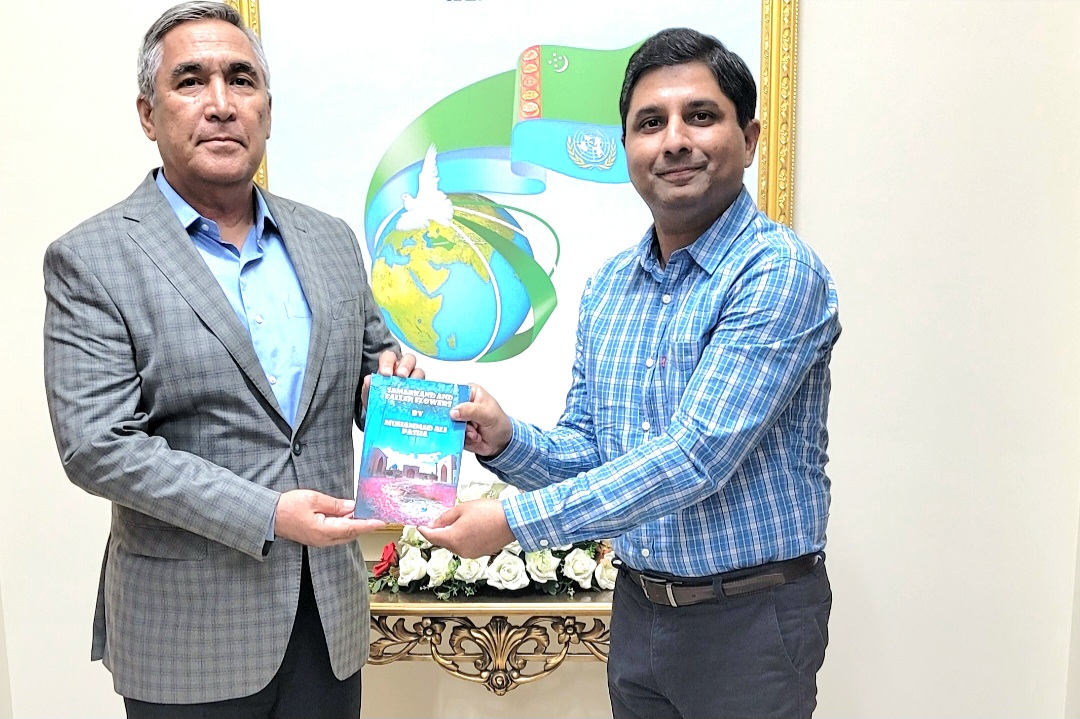 Mr. Muhammad Ali Pasha Presents Poetry Book to Turkmen Ambassador His Excellency Atadjan Movlamov