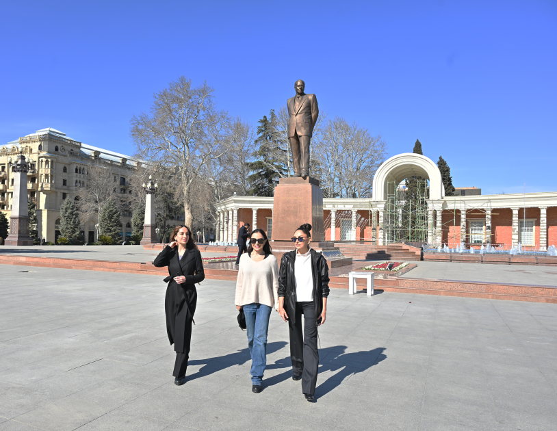 Mehriban Aliyeva Pays Tribute to National Leader Heydar Aliyev in Ganja 1 First Vice-President Mehriban Aliyeva Visits Ganja