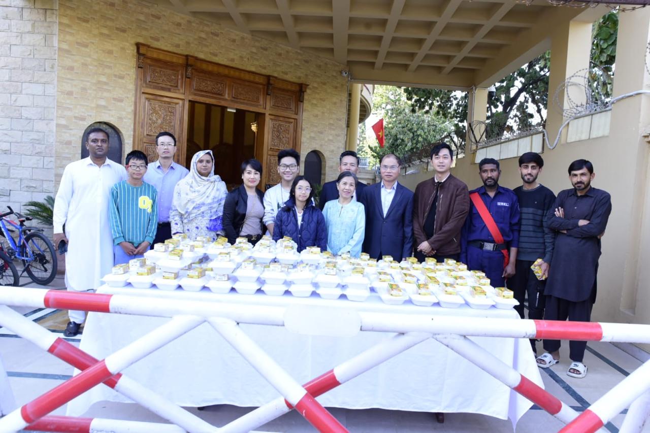 Vietnamese Embassy in Pakistan Holds Ramadan Charity Event to Foster Solidarity and Humanity