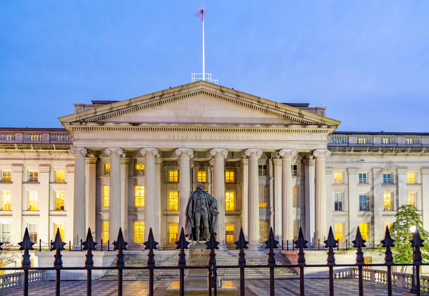 The Hidden Bomb in U.S. Treasury: How Basis Trades Could Unleash Chaos