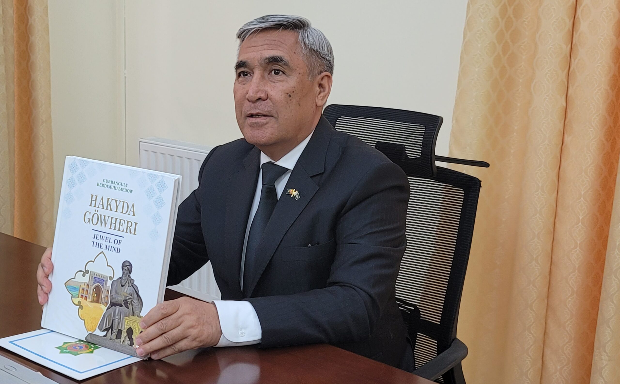 Embassy of Turkmenistan in Islamabad Hosts Presentation of "Jewel of the Mind" by National Leader Gurbanguly Berdimuhamedow 11 Jewel of the Mind
