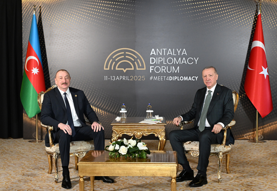 Presidents of Azerbaijan and Türkiye Hold Bilateral Meeting in Antalya