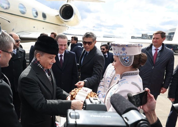 Prime Minister Shehbaz Sharif Arrives in Belarus for Two-Day Official Visit 1 Prime Minister Shehbaz Sharif Arrives in Belarus for Two-Day Official Visit