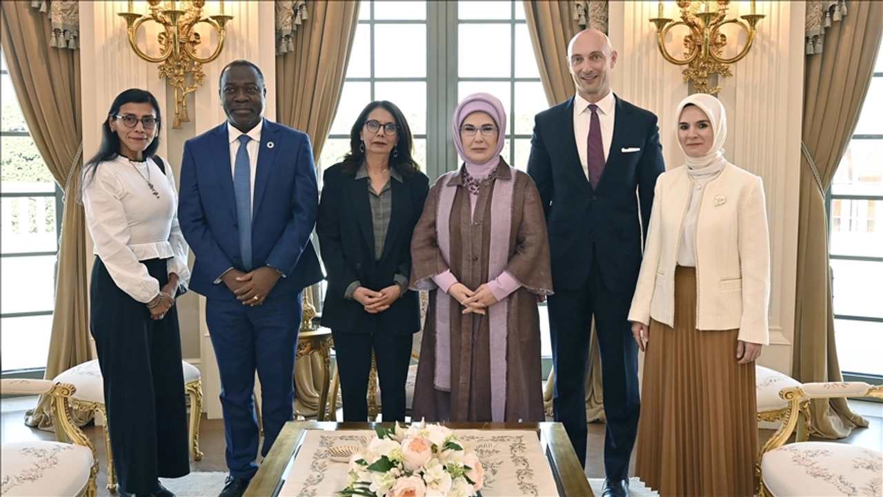 Emine Erdoğan, UN Officials Discuss Global Cooperation on Child Protection and Family-Based Care