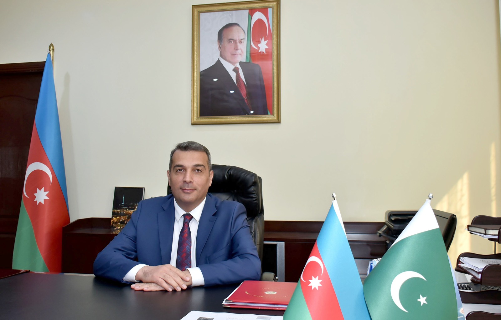 Ambassador Khazar Farhadov: A Beacon of Diplomacy and Connection 1 Ambassador Khazar Farhadov: A Beacon of Diplomacy and Connection
