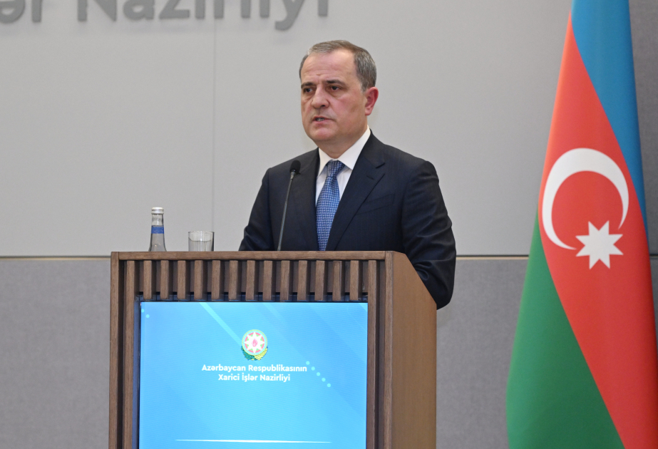 Bayramov Urges Armenia to Amend Constitution, Reaffirms Commitment to Peace Talks