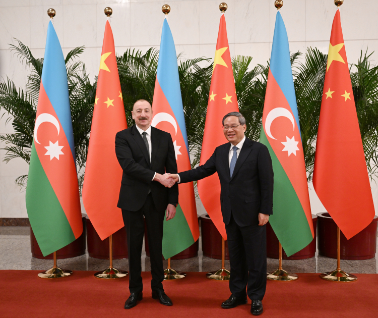 Azerbaijani President and Chinese Premier Discuss Strengthening Bilateral Ties in Beijing
