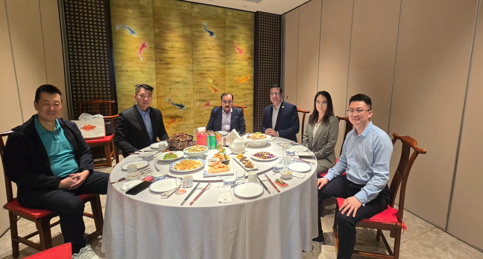 Mr. Khalid Taimur Akram Meets with the Management of Changjiang Jinggong Steel Structure (Group) Co., Ltd in Beijing, China 10 Changjiang Jinggong Steel