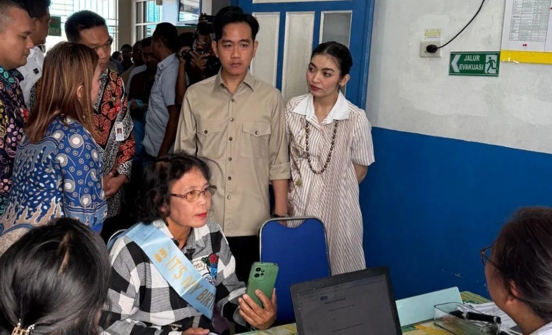 Indonesia's VP Gibran Highlights Healthcare Equity Through Free Check-Up Program in Remote Areas 1 Gibran