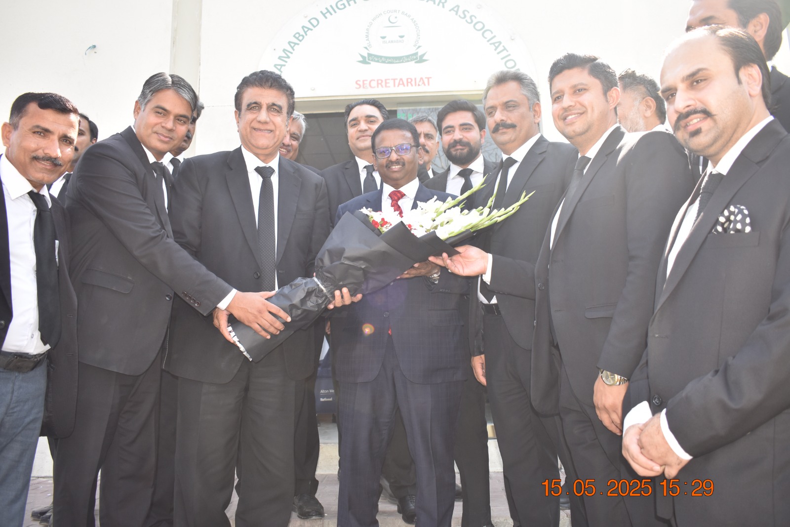 Sri Lankan High Commissioner Visits High Court Bar Association Islamabad: A Step Forward in Legal Collaboration between Two Nations 1 Sri Lankan High Commissioner Visits High Court Bar Association