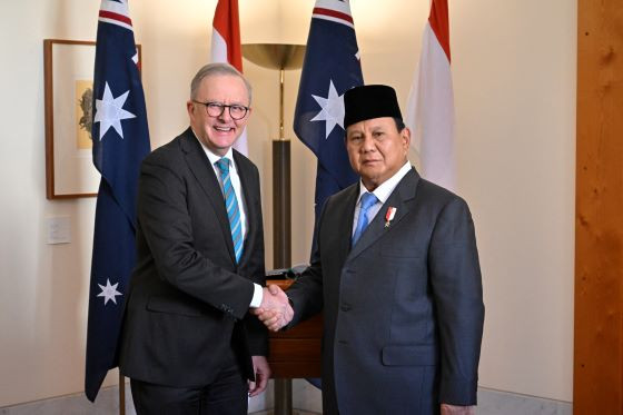 Australian Prime Minister to Make State Visit to Indonesia on May 14–15 10 Australian Prime Minister to Make State Visit to Indonesia on May 14–15