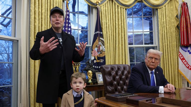 Elon Musk Steps Down from U.S. Government Role 2 Elon Musk Steps Down from U.S. Government Role