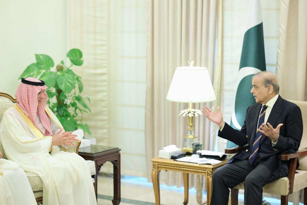 Prime Minister Shehbaz Sharif Receives Saudi Minister of State for Foreign Affairs 1 Prime Minister Shehbaz Sharif Receives Saudi Minister of State for Foreign Affairs