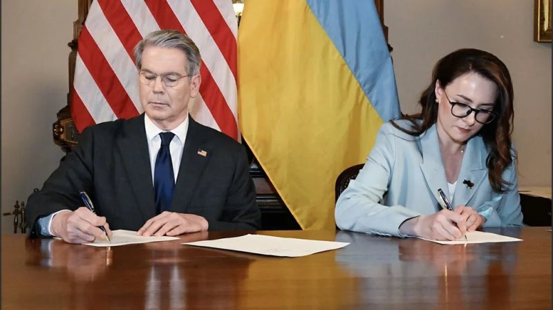 U.S. and Ukraine Sign Landmark Deal on Reconstruction and Mineral Access 1 U.S. and Ukraine Sign Landmark Deal on Reconstruction and Mineral Access