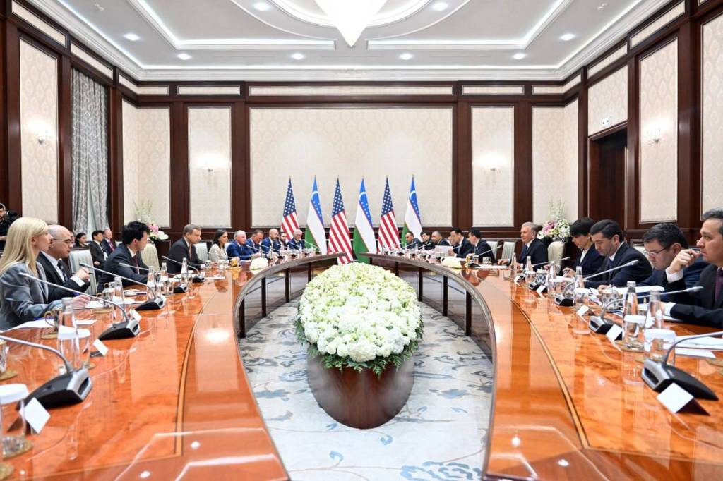 Shavkat Mirziyoyev Meets with U.S. Business Delegation Ahead of Tashkent Investment Forum 1 Shavkat Mirziyoyev Meets with U.S. Business Delegation Ahead of Tashkent Investment Forum