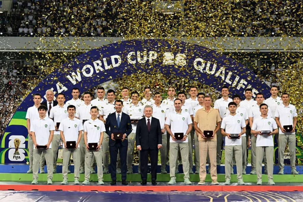 President Mirziyoyev Celebrates Historic FIFA World Cup Qualification with Uzbekistan National Team 7 President Mirziyoyev Celebrates Historic FIFA World Cup Qualification with Uzbekistan National Team