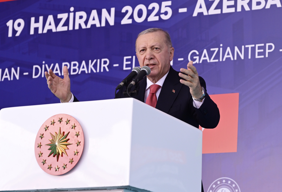 Erdoğan Hails Liberation of Karabakh, Highlights Türkiye-Azerbaijan Solidarity at Kahramanmaraş Ceremony 3 Erdoğan Hails Liberation of Karabakh, Highlights Türkiye-Azerbaijan Solidarity at Kahramanmaraş Ceremony