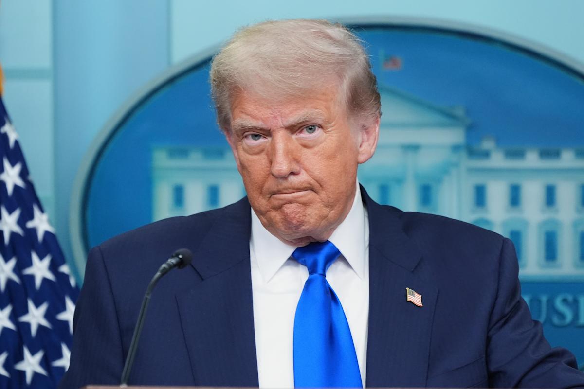 Trump to Notify 200 Countries of New U.S. Tariff and Trade Rules Ahead of July Deadline 7 Trump to Notify 200 Countries of New U.S. Tariff and Trade Rules Ahead of July Deadline