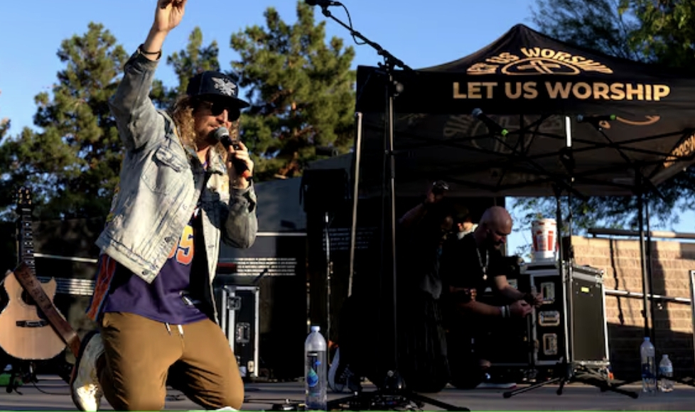 Revoked Permit for MAGA-Supporting Singer Sparks Free Speech Debate in Canada 1 MAGA