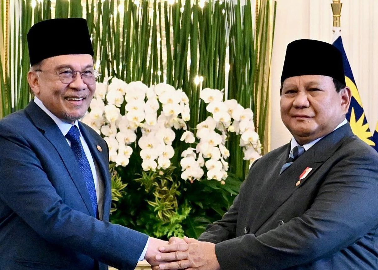 PM Anwar Ibrahim to Visit Indonesia for 13th Annual Consultation with President Prabowo 1 Prabowo