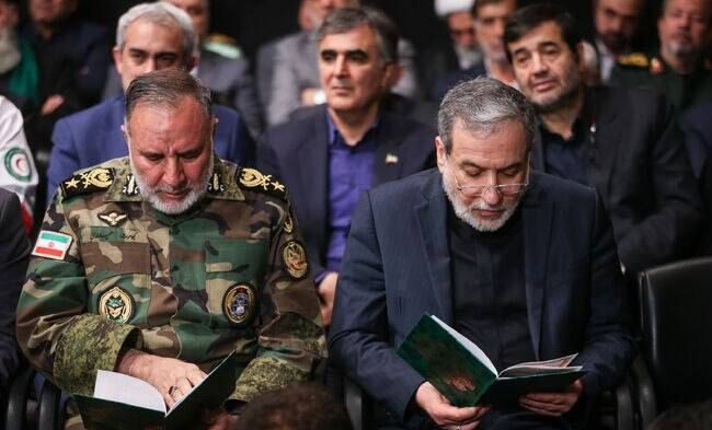 Iranian Foreign Minister Rules Out Immediate Talks with U.S., Vows to Uphold Legacy of Martyrs 1 Iranian