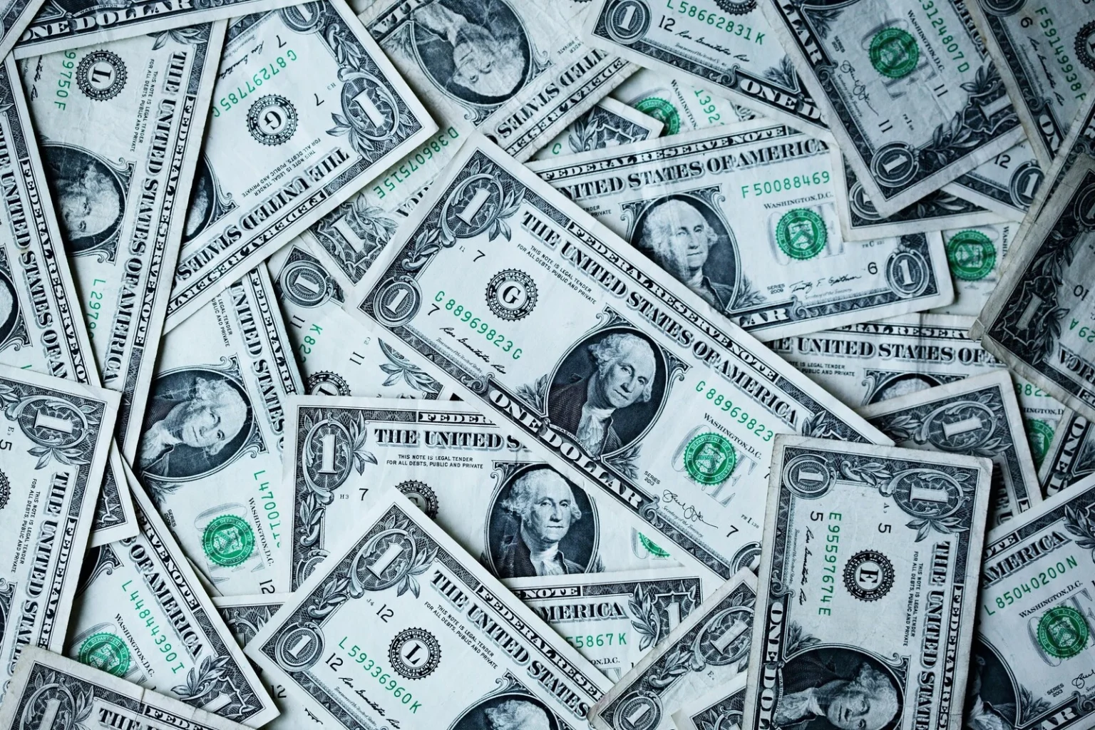 US Dollar is Losing Institutional Edge Amid Global Shift: WEF Economists 1 Dollar