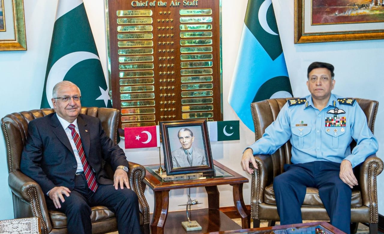 Turkish Defence Delegation Visits Air Headquarters 3 Defence