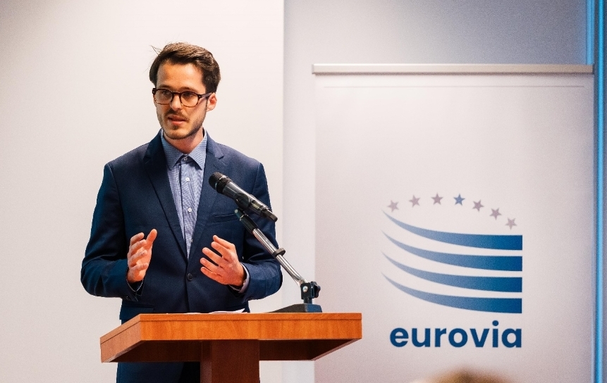 EUROVIA: Your Partner to EU Projects 1 EUROVIA