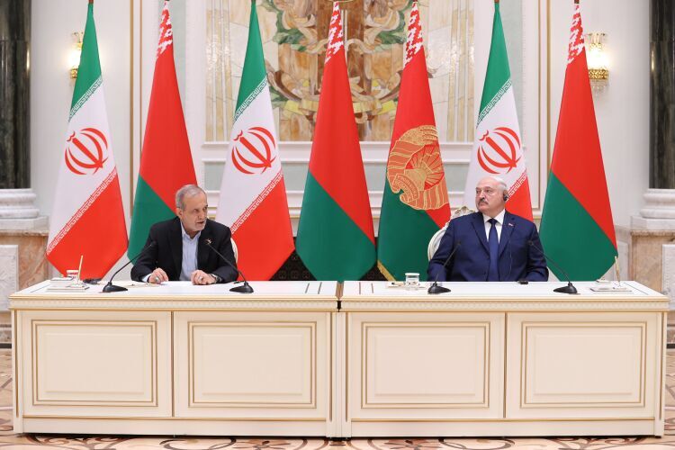 Iran Sees No Limits to Expanding Ties with Belarus: Pezeshkian 1 Belarus