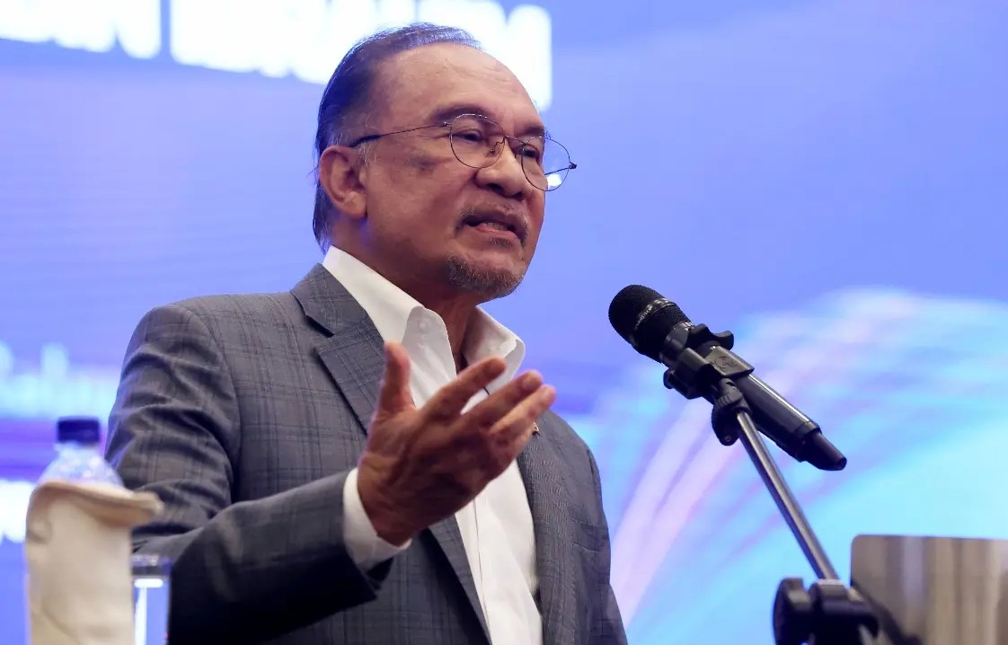 High-Tech Talent Development to Be Key Focus in Malaysia’s Budget 2026, Says PM Anwar 1 Anwar