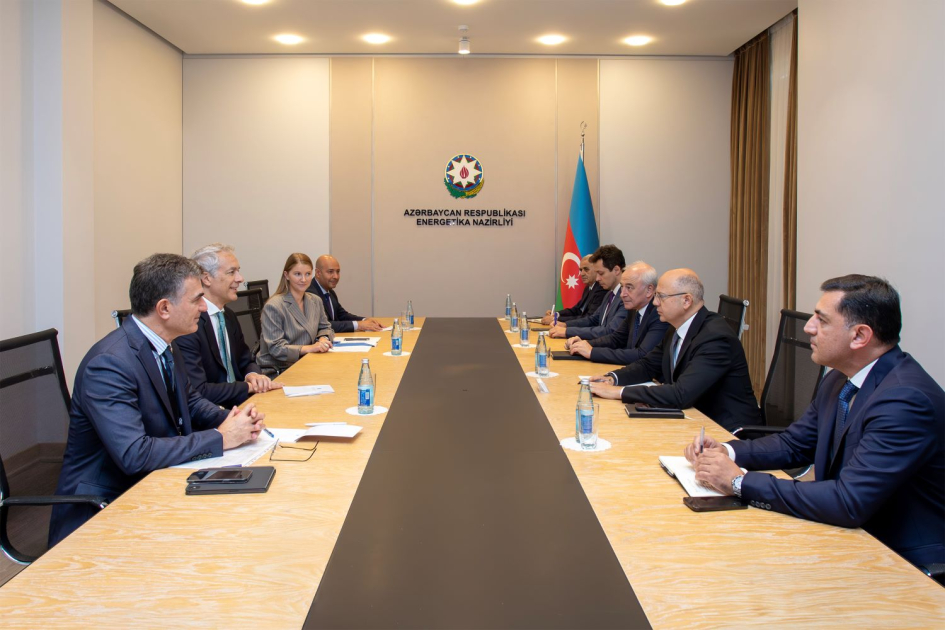 Azerbaijan, ACWA Power Discuss Expansion of Green Energy Cooperation 1 ACWA