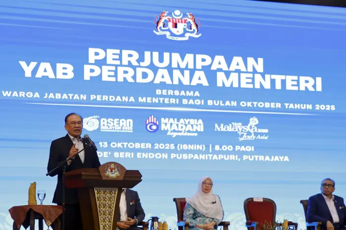 Anwar Calls for Education System Rooted in Moral Values and Balanced Human Development 1 Anwar
