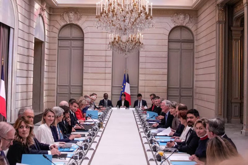 Macron Approves First Phase of New French Government Led by Prime Minister Sébastien Lecornu 10 Macron