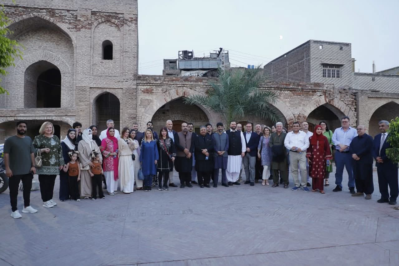 Peshawar Hosts “Annual Ambassadorial Retreat – Romania–EU+” Promoting Diplomacy, Culture, and Friendship 1 Peshawar