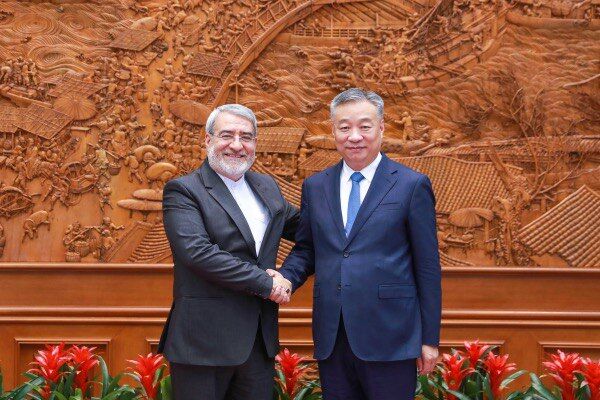Iran, China Discuss Strengthening Ties Ahead of 55th Anniversary of Diplomatic Relations 2 China