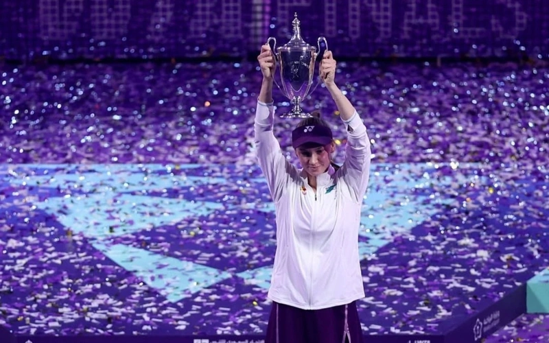 President Tokayev Congratulates Elena Rybakina on WTA Finals Triumph, Awards Order of Barys 3 Tokayev