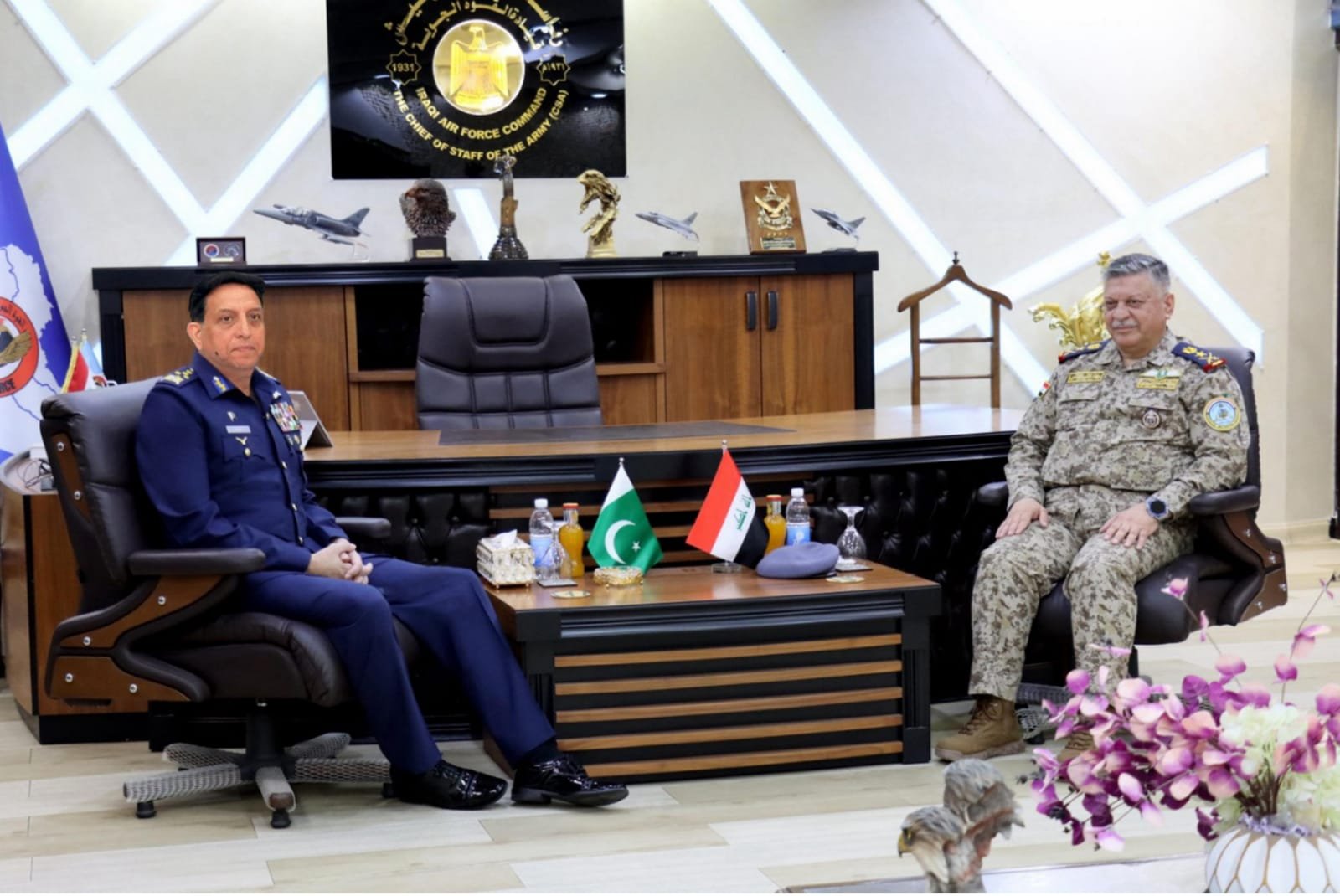 PAF Chief Meets Commander of the Iraqi Air Force 8 PAF