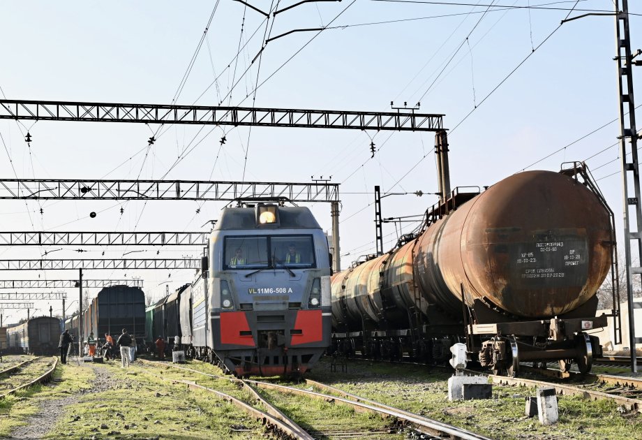 Azerbaijan Facilitates Another Grain Shipment to Armenia via Transit 5 Azerbaijan
